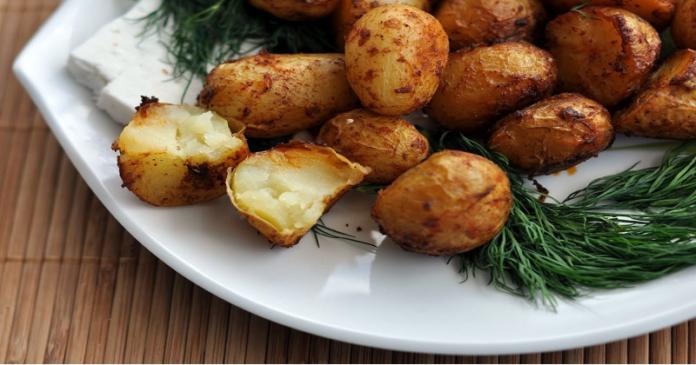 Самый вкусный картофель, запеченный в духовке